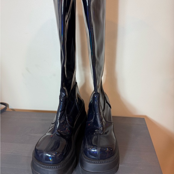 Demonia Holographic Platform Boots - Picture 2 of 4